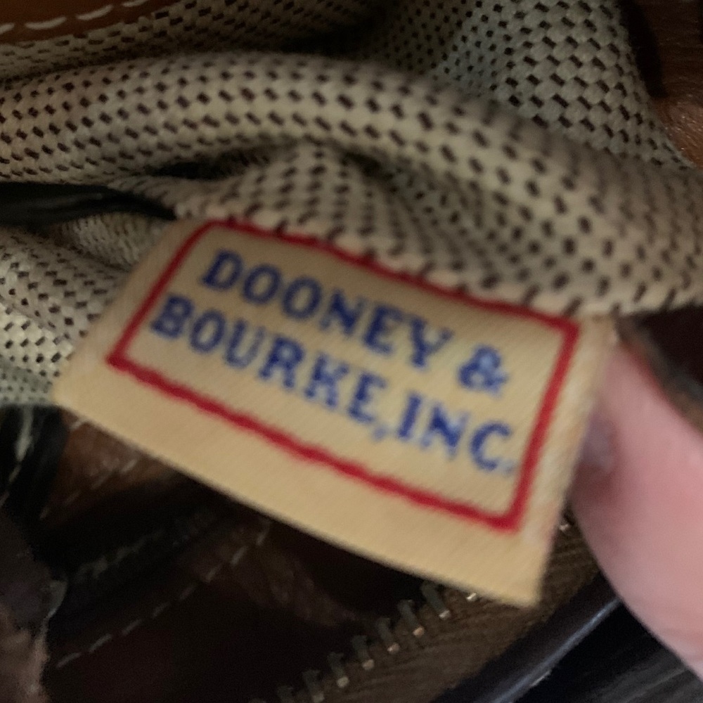•SOLD•DOONEY & BOURKE Pebbled Brown Leather Shoulder Bag - Picture 8 of 9